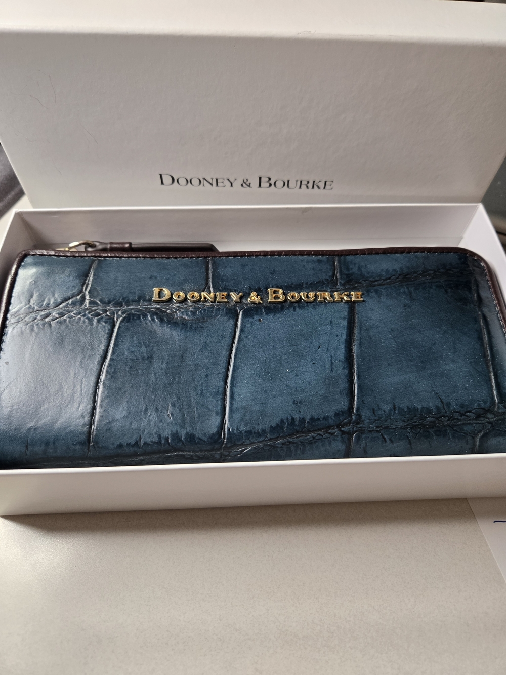 NWT Dooney & Bourke Denison Zip Clutch Wallet Teal Croco Box & Card Discontinued